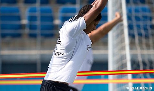 Real Madrid : Varane de retour