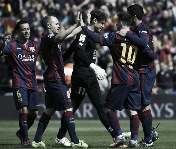 Barcelona 6-1 Rayo Vallecano: Messi scores hat-trick and puts Blaugrana top of the table