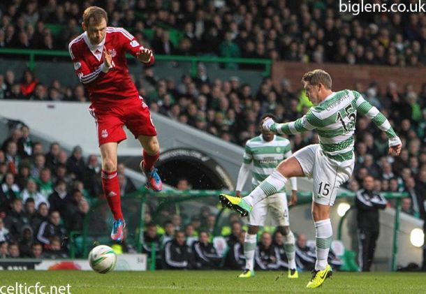 Celtic bate Aberdeen e se mantém na liderança isolada