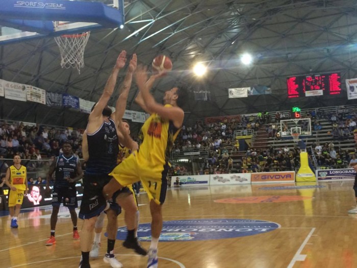 Serie A2, Latina espugna il PalaMangano: Scafati cade in casa (72-82)