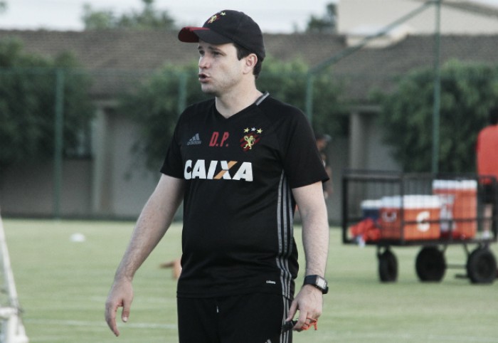 Com duas mudanças, Daniel Paulista confirma força máxima no Sport para jogo contra Boavista