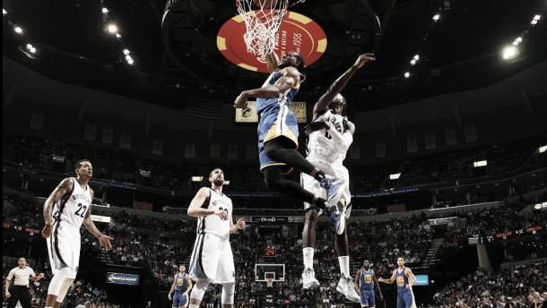 Resumen NBA: los Warriors siguen ganando, Nets y Mavs sorprenden