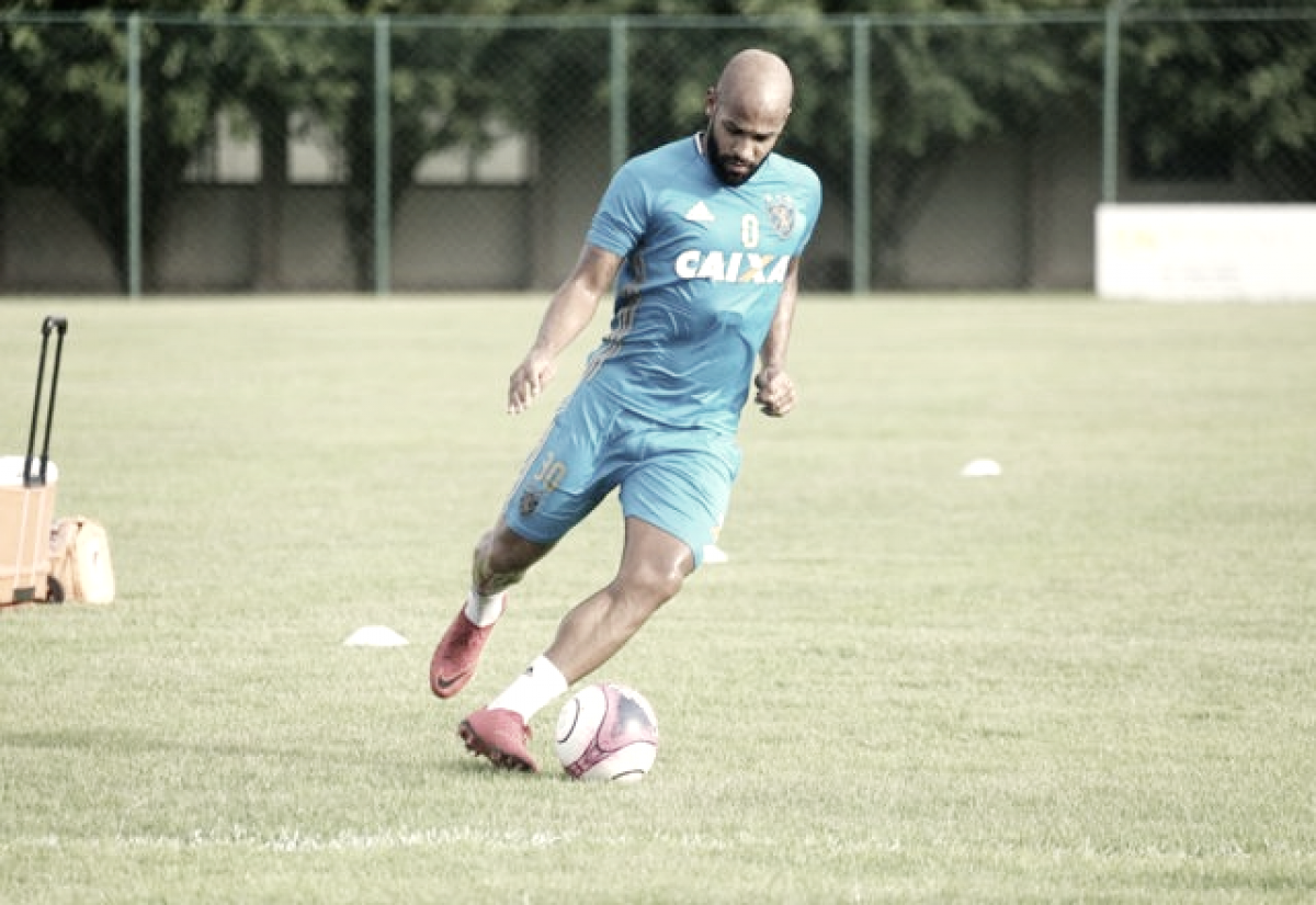 Em semana de Clássico, treinamento do Sport conta com novidades Em semana de Clássico, treinamento do Sport conta com novidades