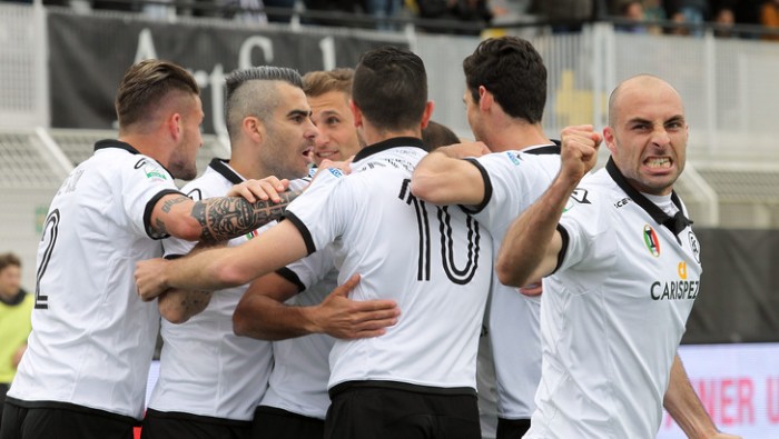 Lo Spezia demolisce il Brescia: 2-1 al Picco e playoffs più vicini