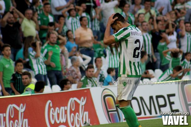 Real Betis - UD Las Palmas: puntuaciones Real Betis, jornada 8