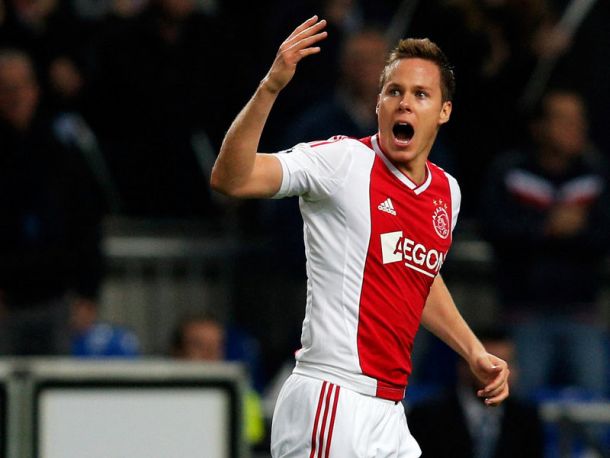 Everton faz movimento por zagueiro do Ajax Everton faz movimento por zagueiro do Ajax