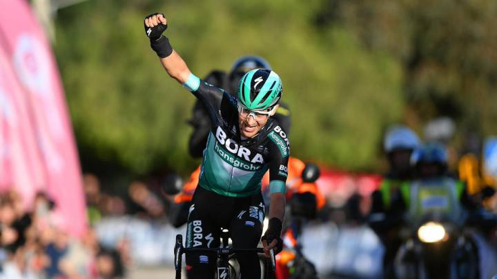 Buchmann desbanca a Schacmann y da un golpe en la Vuelta al País Vasco Buchmann desbanca a Schacmann y da un golpe en la Vuelta al País Vasco