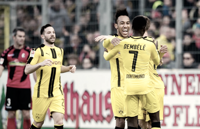 Superioridad aplastante del Borussia de Dortmund en Friburgo