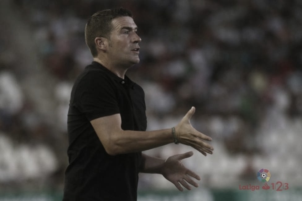 Luis Carrión: "Tendremos días mejores y peores, pero tirar la toalla nunca" Luis Carrión: "Tendremos días mejores y peores, pero tirar la toalla nunca"