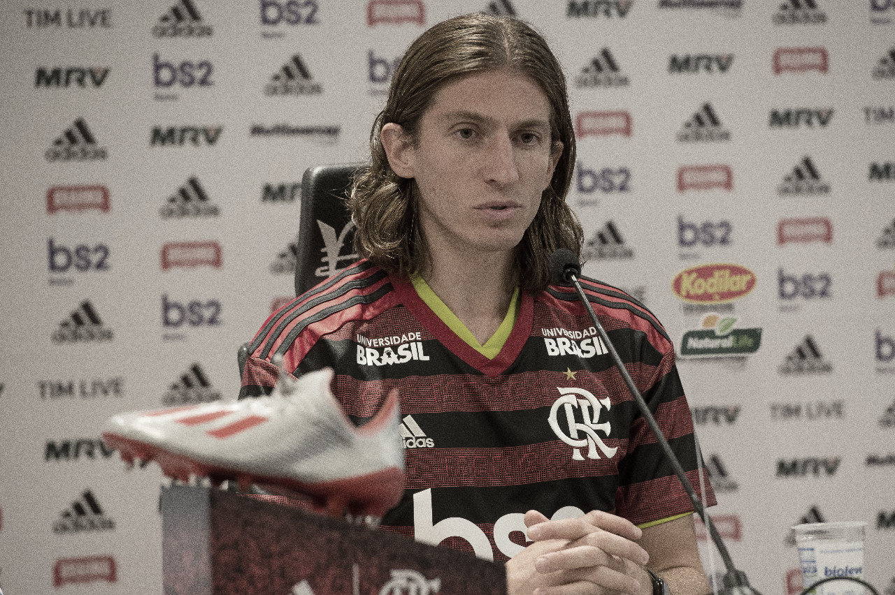 Apresentado no Flamengo, Filipe Luís vibra com realização do sonho: "Hoje é um grande dia para mim"