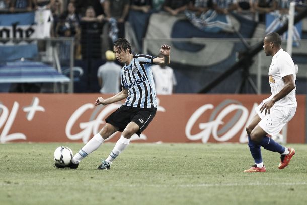 Depois de sofrer virada contra o Cruzeiro, Pedro Geromel lamenta: “Foi um jogo difícil”