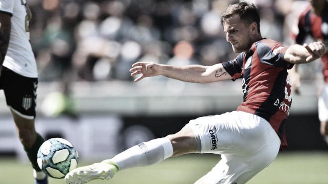 San Lorenzo vuelve a sumar y se mete de lleno en la pelea por el liderato San Lorenzo vuelve a sumar y se mete de lleno en la pelea por el liderato