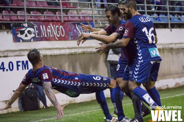 Fotos e imágenes del Eibar 5-2 Almería, 14ª jornada de la Liga BBVA