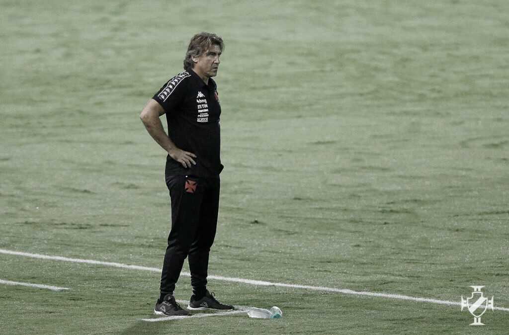 Ricardo de Sá Pinto lamenta sequência negativa no Vasco em revés diante do Palmeiras