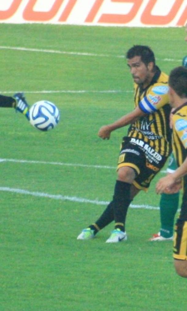 Almirante Brown recibe a Talleres Almirante Brown recibe a Talleres