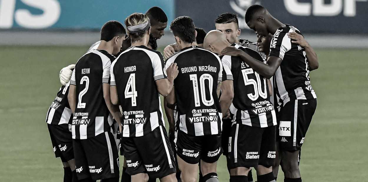 Frágil Botafogo busca vitória diante do pressionado Fortaleza
