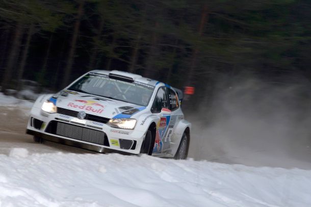 Rally de Suecia: Jari-Matti Latvala, nuevo líder de una dura jornada