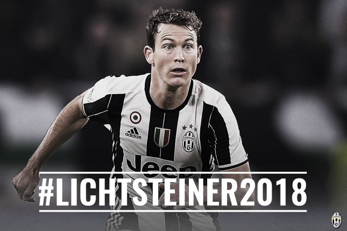 Juve, rinnova Lichtsteiner: prolungamento fino al 2018 Juve, rinnova Lichtsteiner: prolungamento fino al 2018