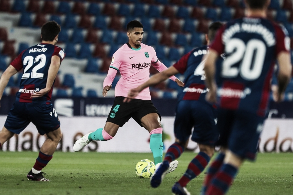 Gols e melhores momentos para Barcelona 3x0 Levante por LaLiga Gols e melhores momentos para Barcelona 3x0 Levante por LaLiga