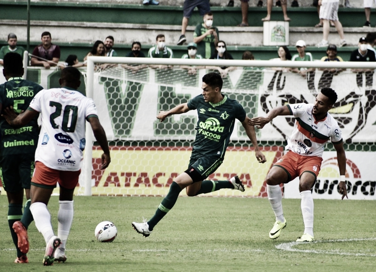 Gols e melhores momentos para Hercílio Luz x Chapecoense pelo Campeonato Catarinense (3-0)