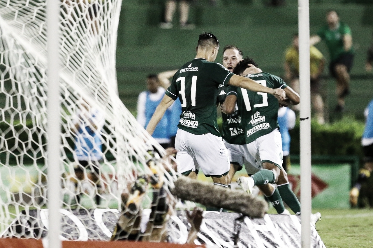 Guarani segura pressão do Criciúma, vence primeira na Série
B e respira na tabela