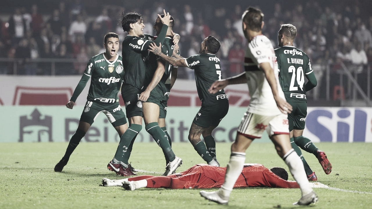 Com gols nos acréscimos, Palmeiras vira sobre São Paulo e aumenta vantagem na liderança