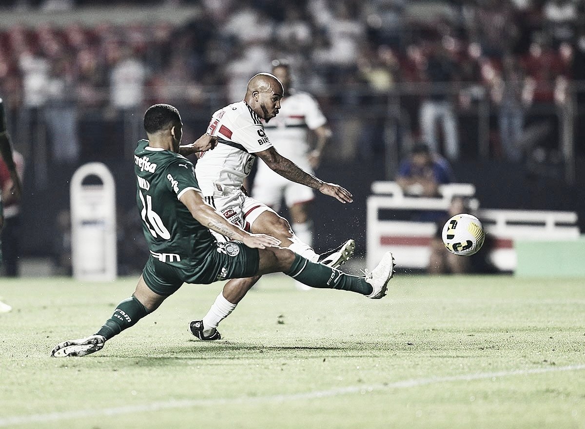 São Paulo vence Palmeiras em casa e sai com vantagem na primeira