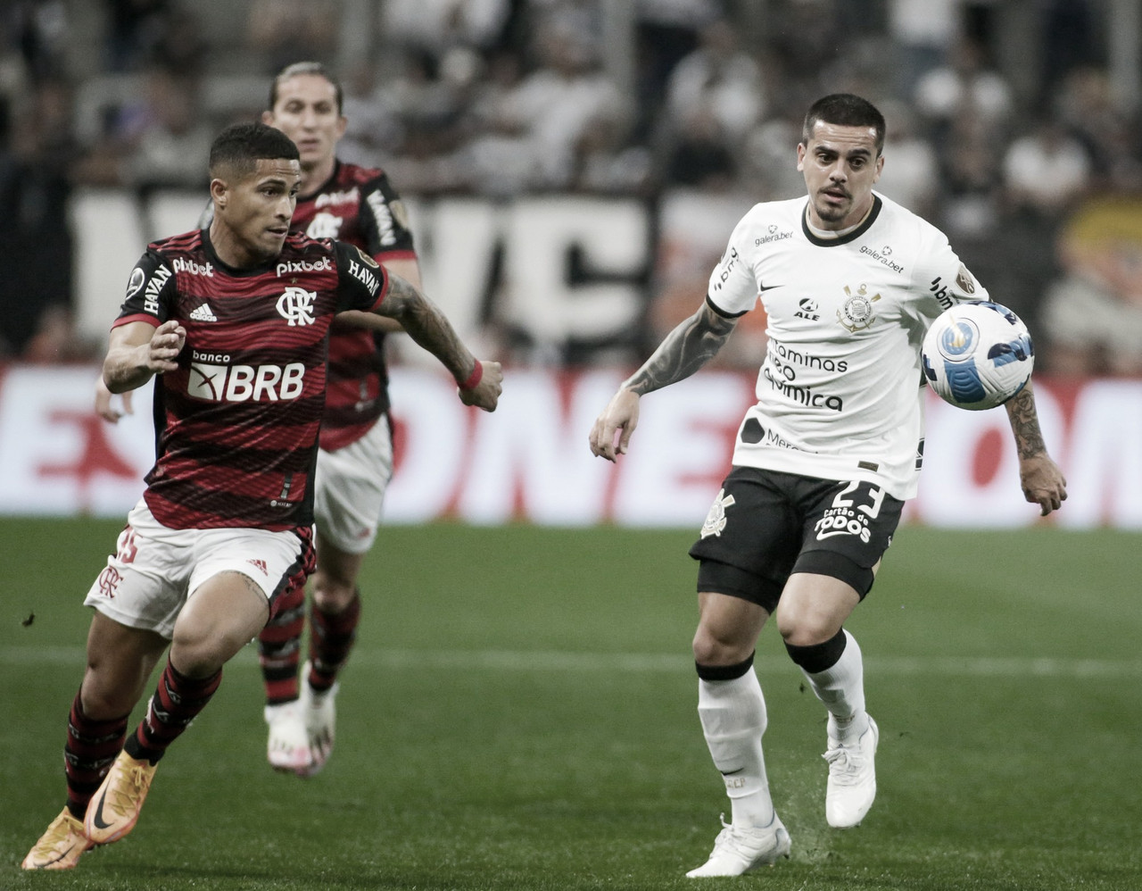Gol e melhores momentos Flamengo x Corinthians pela Libertadores (1-0)