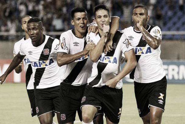Vasco domina Fluminense e vence primeiro clássico carioca