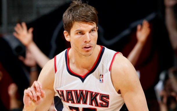 Gli Hawks affondano i Clippers con un Korver da record