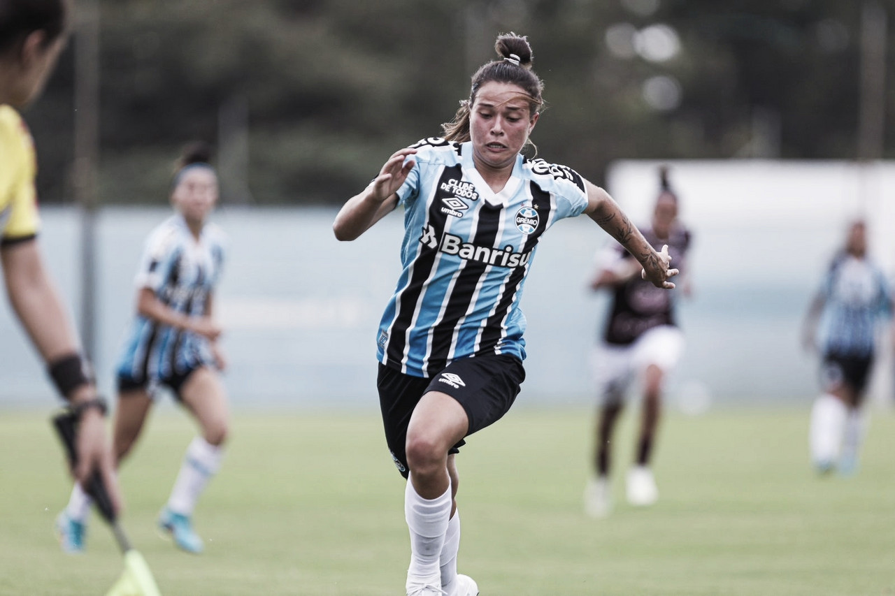 Volante do Grêmio elogia base e projeta futuro no tricolor
gaúcho: “Grandes oportunidades”