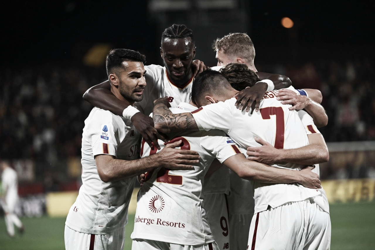 Futebol : Serie Um Jogo De Futebol De 2022 2023 Como Roma Vs Ac Milan No  Estádio Olímpico Em Roma Imagem Editorial - Imagem de novamente,  ventiladores: 276528730