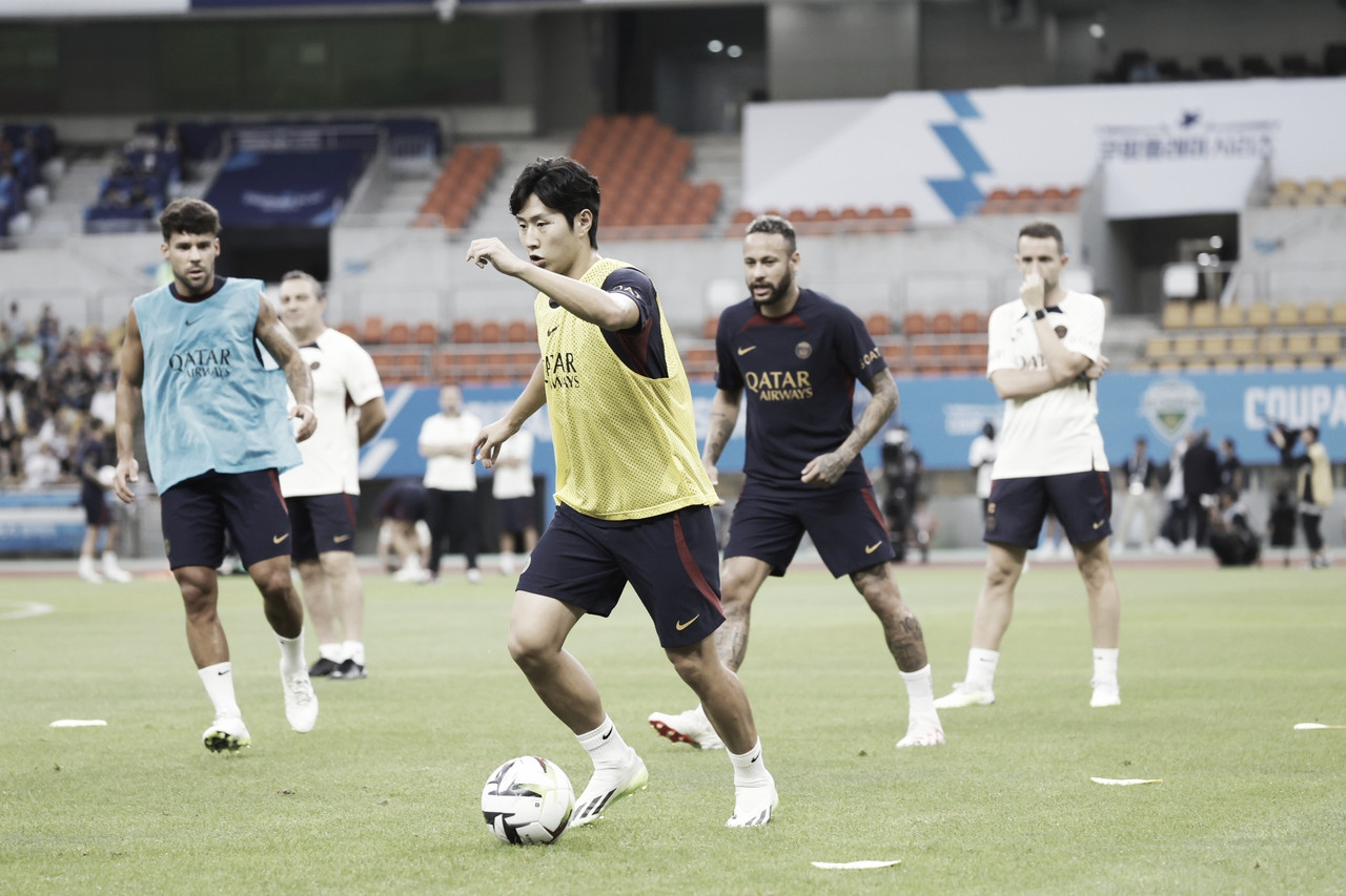 PSG vs. Jeonbuk Training Sessions Take Place Ahead of Today's Match