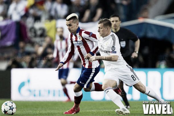 Atlético de Madrid e Real Madrid empatam sem gols e decisão fica para jogo da volta