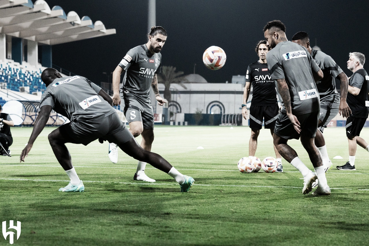 Em jogo emocionante, Al-Hilal empata na primeira rodada da AFC