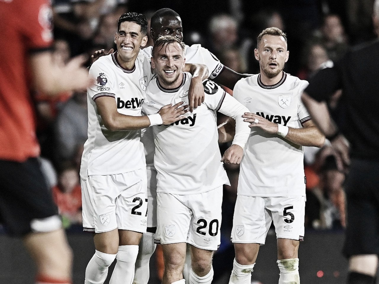 Manchester United 3 x 1 Arsenal  Campeonato Inglês: melhores momentos