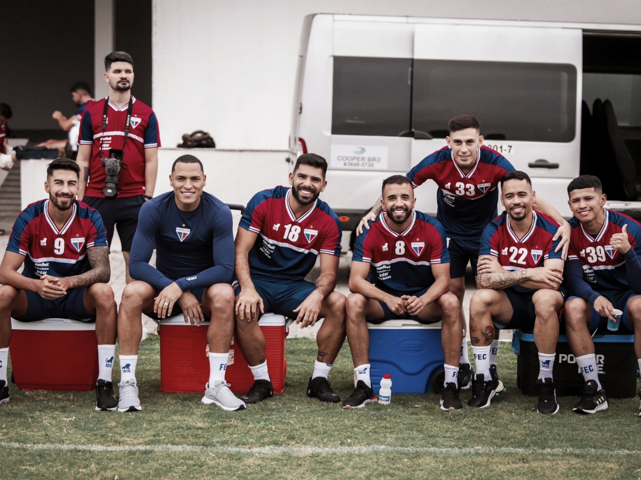 Feliz por atuar no Brasil, Angulo chega ao Bahia surpreso com a torcida