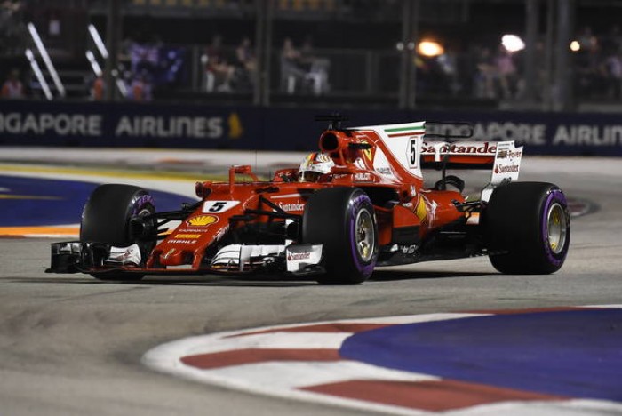 F1, Gran Premio di Singapore - Alla Ferrari serve perVettel