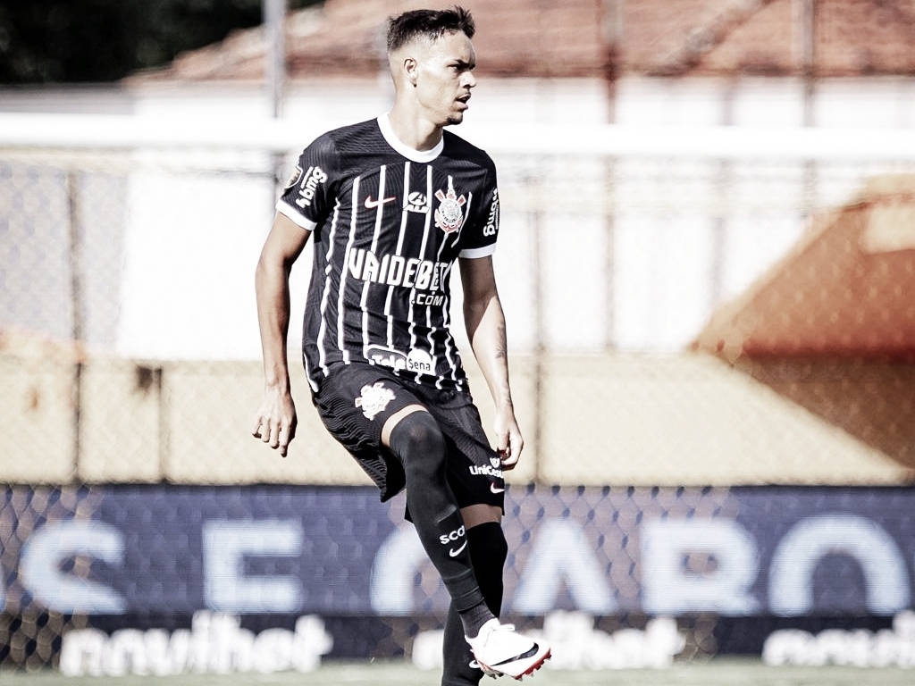Promessa do Corinthians, Tchoca comenta sobre estreia no profissional e
projeta próximas decisões do time
