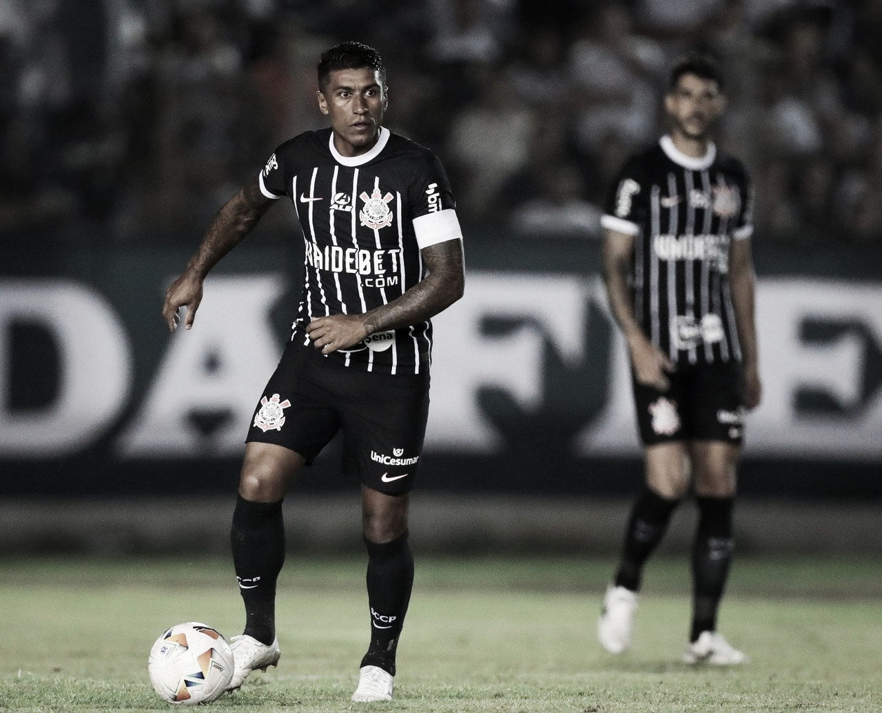 António Oliveira celebra o retorno de Paulinho aos gramados: "É um jogador que admiro muito"
