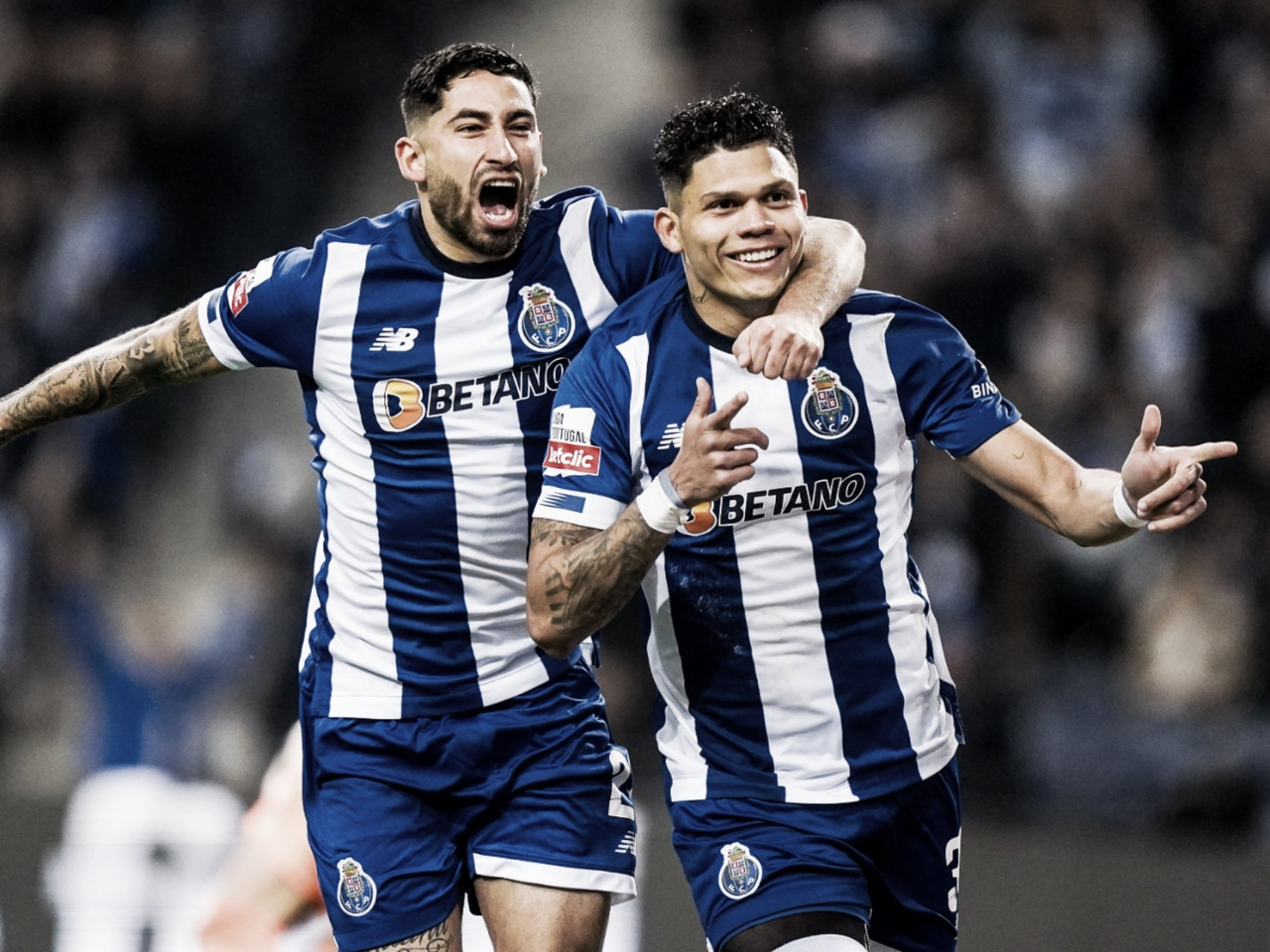 Goals and Highlights for Porto 2-2 Famalicão: Draw in an intense match