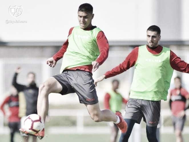 Intensa
sesión del primer equipo de cara al partido ante el Getafe Intensa
sesión del primer equipo de cara al partido ante el Getafe