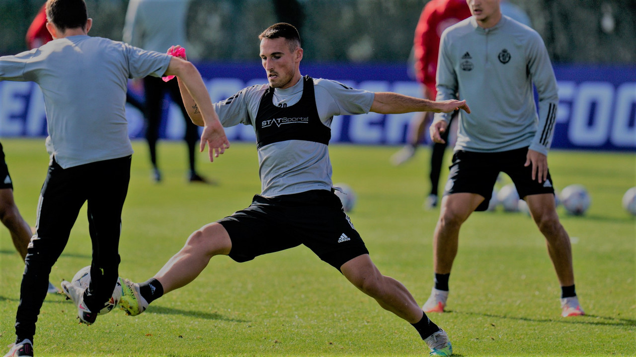 El Real Valladolid recibe el parón de selecciones con la
vuelta de Alcaraz y la lesión de Orellana El Real Valladolid recibe el parón de selecciones con la
vuelta de Alcaraz y la lesión de Orellana