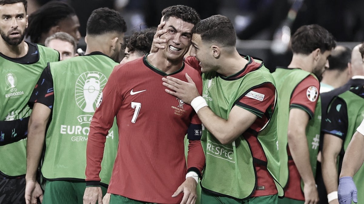 Portugal bate Eslovênia nos pênaltis e avança às quartas da Eurocopa