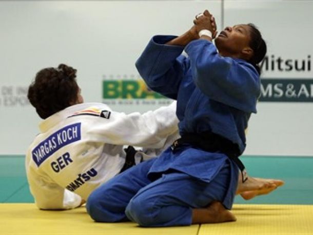 Yuri Alvear se coronó campeona mundial Yuri Alvear se coronó campeona mundial