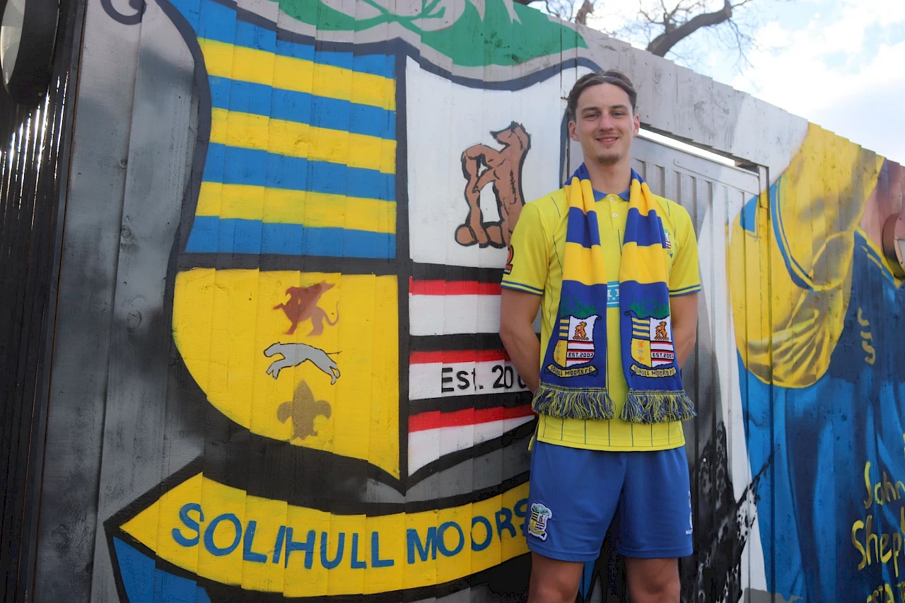 Solihull Land Mansfield’s Clarke On A Permanent Deal