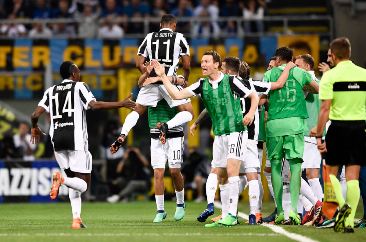 Derby d'Italia, fra autogol e rimonte vince il cuore della Juve: Higuain abbatte l'Inter (2-3)