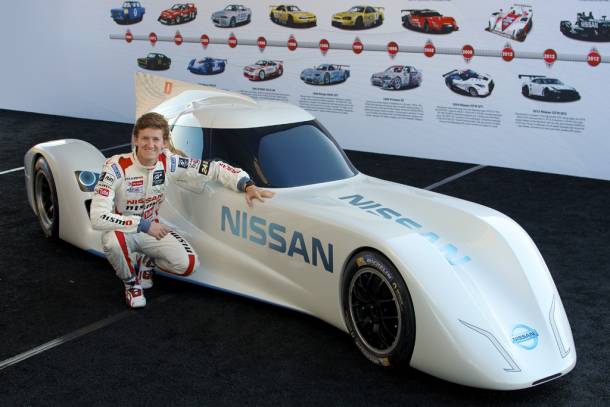Ordoñez pilotera la Nissan ZEOD