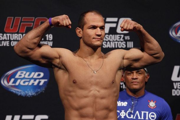 Junior Dos Santos Outlasts Stipe Miocic In Instant Classic ‘UFC on Fox 13’ Main Card Recap