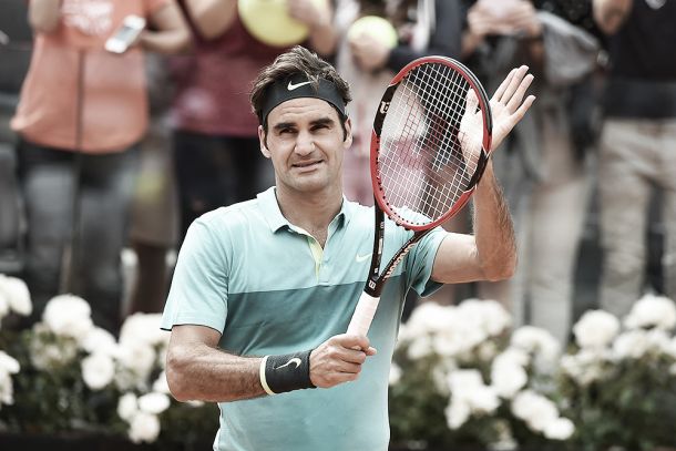 Federer no desperdicia el regalo de Wawrinka